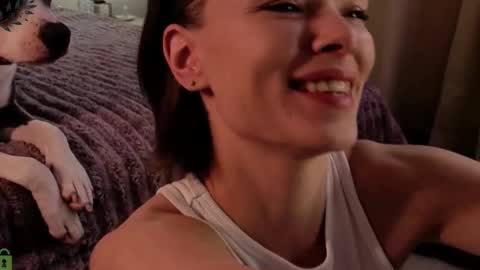 Eva online show from December 14, 2025, 2:44 pm