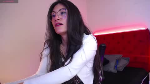 Eva Notty  online show from March 9, 2025, 12:53 pm