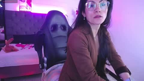 Eva Notty  online show from January 7, 2026, 1:24 pm