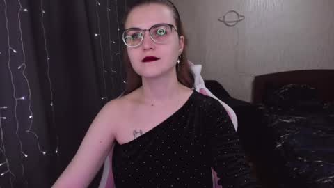 Eva online show from February 26, 2025, 4:14 pm