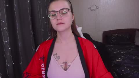 Eva online show from March 2, 2025, 1:05 pm