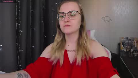 Eva online show from April 19, 2026, 12:04 pm