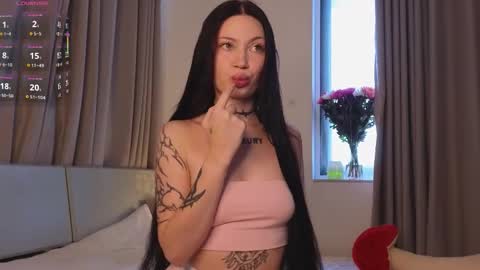 Eva online show from November 12, 2025, 3:07 am