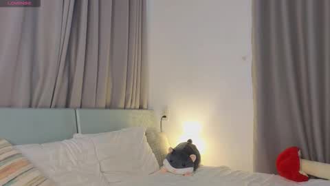 Eva online show from November 23, 2025, 12:21 am