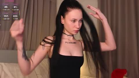 Eva online show from November 30, 2025, 2:54 pm