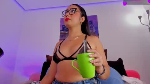 Eva online show from March 8, 2026, 10:13 pm