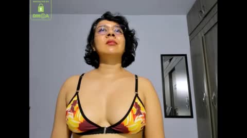 Eva online show from February 10, 2025, 7:49 pm