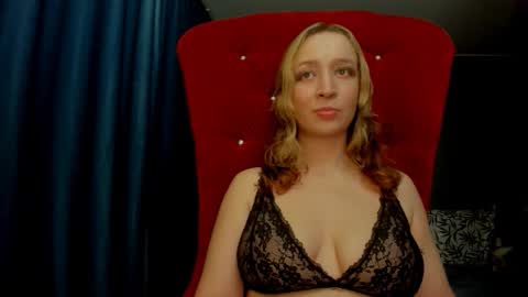 Ice Goddess online show from October 14, 2025, 9:04 pm