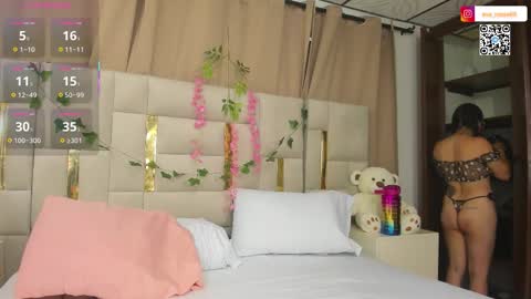 Eva  online show from September 19, 2025, 11:55 am