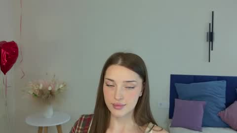 eva_sailor online show from April 18, 2026, 11:14 am