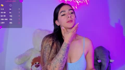 Eva Shinee online show from March 18, 2026, 10:07 am