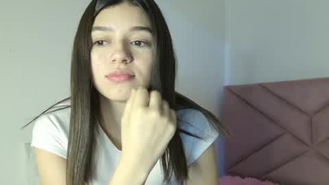 Snapshot of eva_sin18 chatting on May 8, 2026, 11:54 pm Eva Sin online show from May 8, 2026, 11:54 pm
