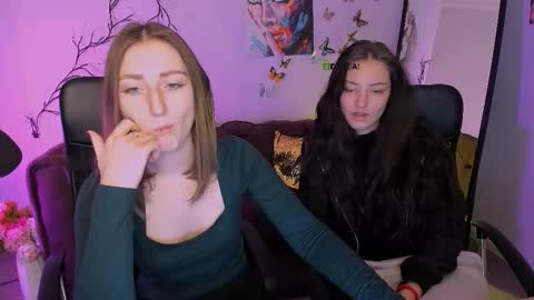 Snapshot of eva_smiith_ chatting on January 15, 2026, 7:13 am Eva online show from January 15, 2026, 7:13 am