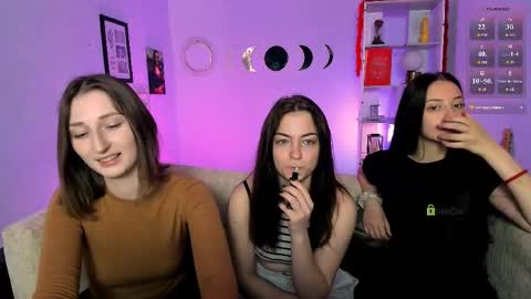 Snapshot of eva_smiith_ chatting on May 1, 2026, 5:56 am Eva online show from May 1, 2026, 5:56 am
