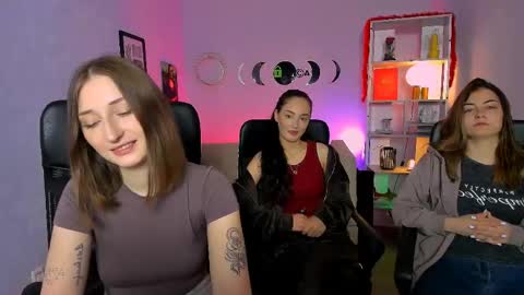 Snapshot of eva_smiith_ chatting on May 27, 2026, 5:37 am Eva online show from May 27, 2026, 5:37 am