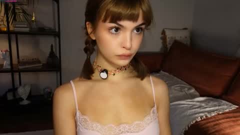 Hello my name is Eva its my first day here online show from October 20, 2025, 7:31 am