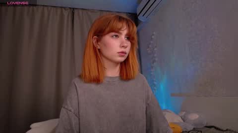 Eva online show from December 5, 2025, 7:54 pm