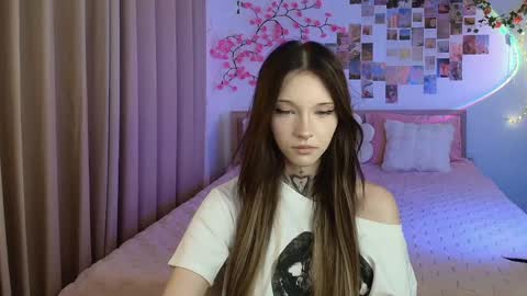 evaasilence online show from April 17, 2026, 11:02 am