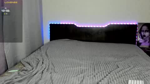 Eva online show from February 14, 2025, 1:29 pm