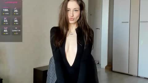 Eva online show from September 18, 2025, 8:38 am