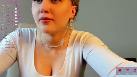 Eva  online show from February 22, 2025, 5:34 am