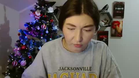 Evachaturbatte online show from December 15, 2025, 10:08 am