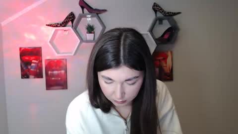 Evachaturbatte online show from February 19, 2026, 10:44 am