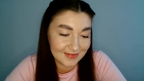 Snapshot of evachaturbatte chatting on June 1, 2026, 5:25 pm Evachaturbatte online show from June 1, 2026, 5:25 pm