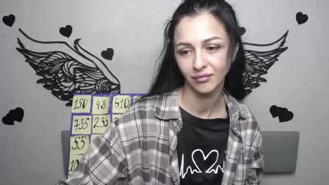 EvaClarkk online show from June 1, 2026, 5:09 am