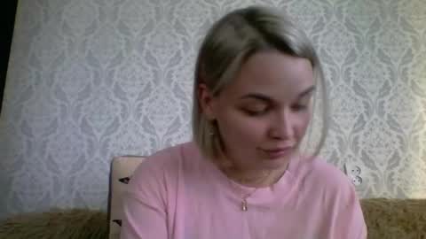 evadelicious_ online show from June 25, 2026, 1:48 pm