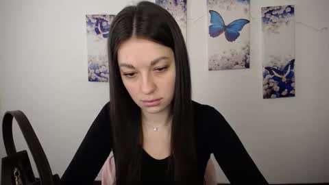 Eva online show from April 14, 2026, 11:05 am