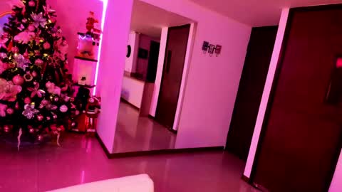 Eva Gomez online show from January 6, 2025, 2:48 am