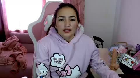 Eva online show from February 22, 2025, 5:46 pm