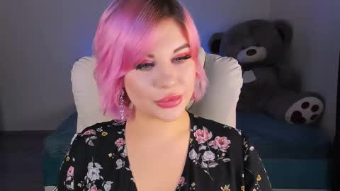 Eva online show from December 11, 2024, 9:34 pm