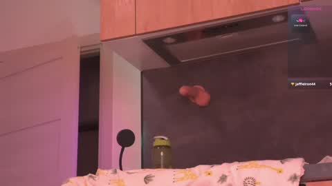 Eva here Wednesday till Sunday online show from January 2, 2025, 1:08 pm