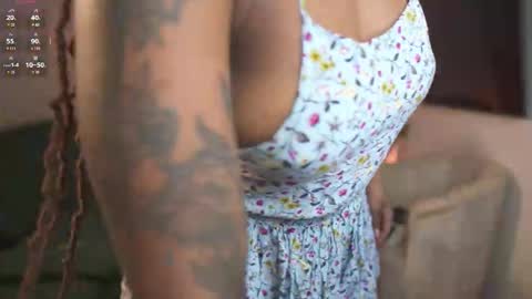 evajacksss_ online show from January 9, 2026, 8:43 pm