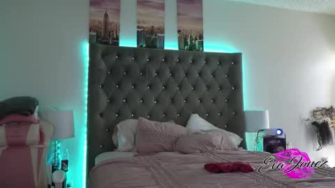 Eva online show from January 17, 2026, 8:08 am