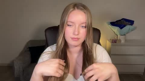 Eva online show from April 20, 2026, 8:43 pm