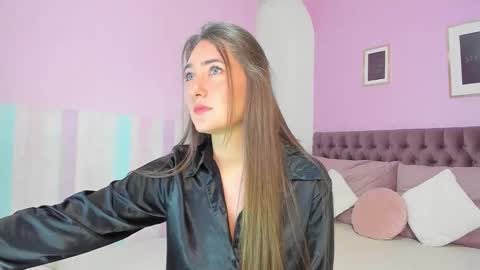 Eva online show from April 8, 2026, 3:06 am