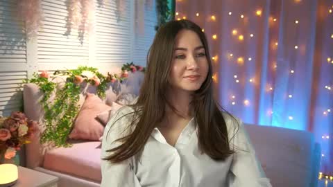 Eva online show from March 6, 2025, 6:41 am