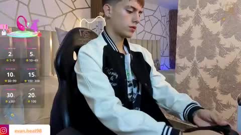 evan_tay online show from April 24, 2026, 3:09 am