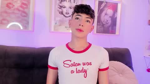 Evan voss  help me get 200 likesindependent model online show from January 7, 2026, 11:34 am