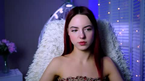 Eva  online show from October 25, 2025, 1:40 pm