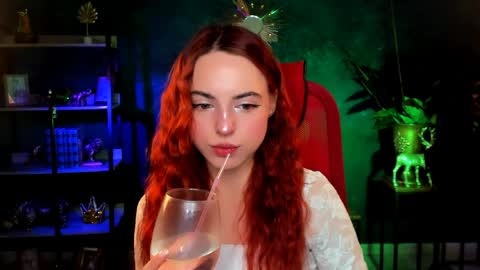 Snapshot of evanellson chatting on April 8, 2026, 10:04 am Eva online show from April 8, 2026, 10:04 am