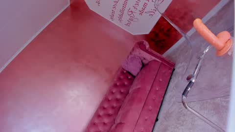 Eva online show from January 17, 2025, 9:50 pm