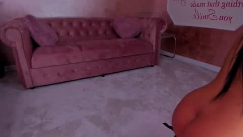 Eva online show from February 18, 2025, 9:20 pm