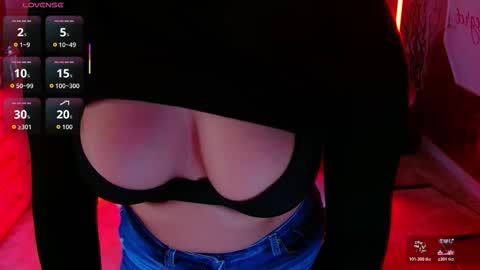 Eva online show from November 27, 2025, 5:04 pm