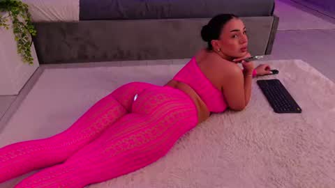 Snapshot of evanew_ chatting on June 11, 2026, 12:03 pm Eva online show from June 11, 2026, 12:03 pm