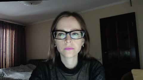 YourMistress online show from April 23, 2026, 8:57 am