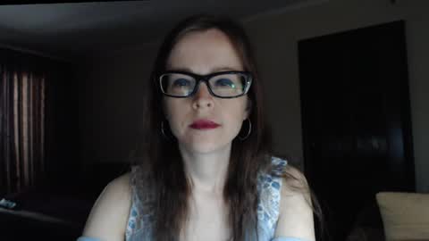 Snapshot of evangeline06 chatting on May 11, 2026, 8:53 am YourMistress online show from May 11, 2026, 8:53 am